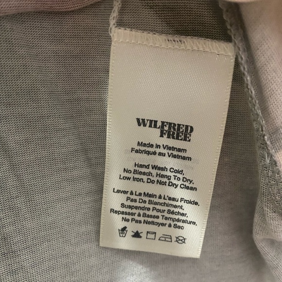 Aritzia - Wilfred tank top size xs - Picture 4 of 4